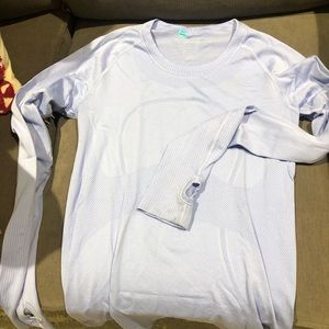 Lululemon swiftly tech long sleeve size 8